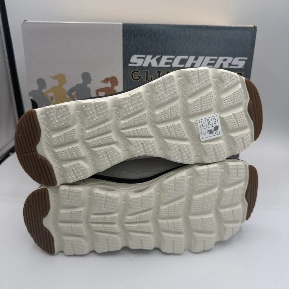 Skechers Women's 8 Sneakers White Slip On Glide Step Comfort No Box Lid